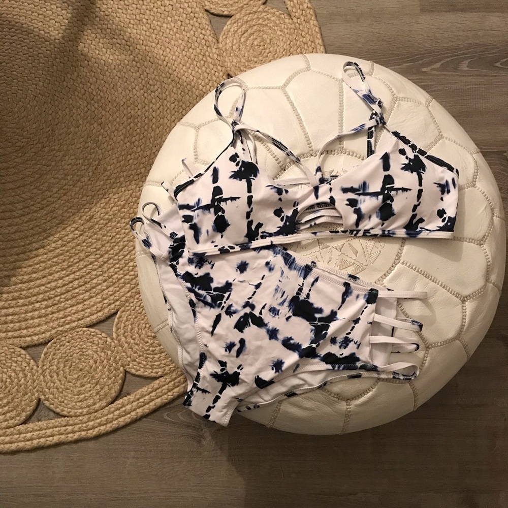 Cupshe high-waisted shibori tiedye Bikini set